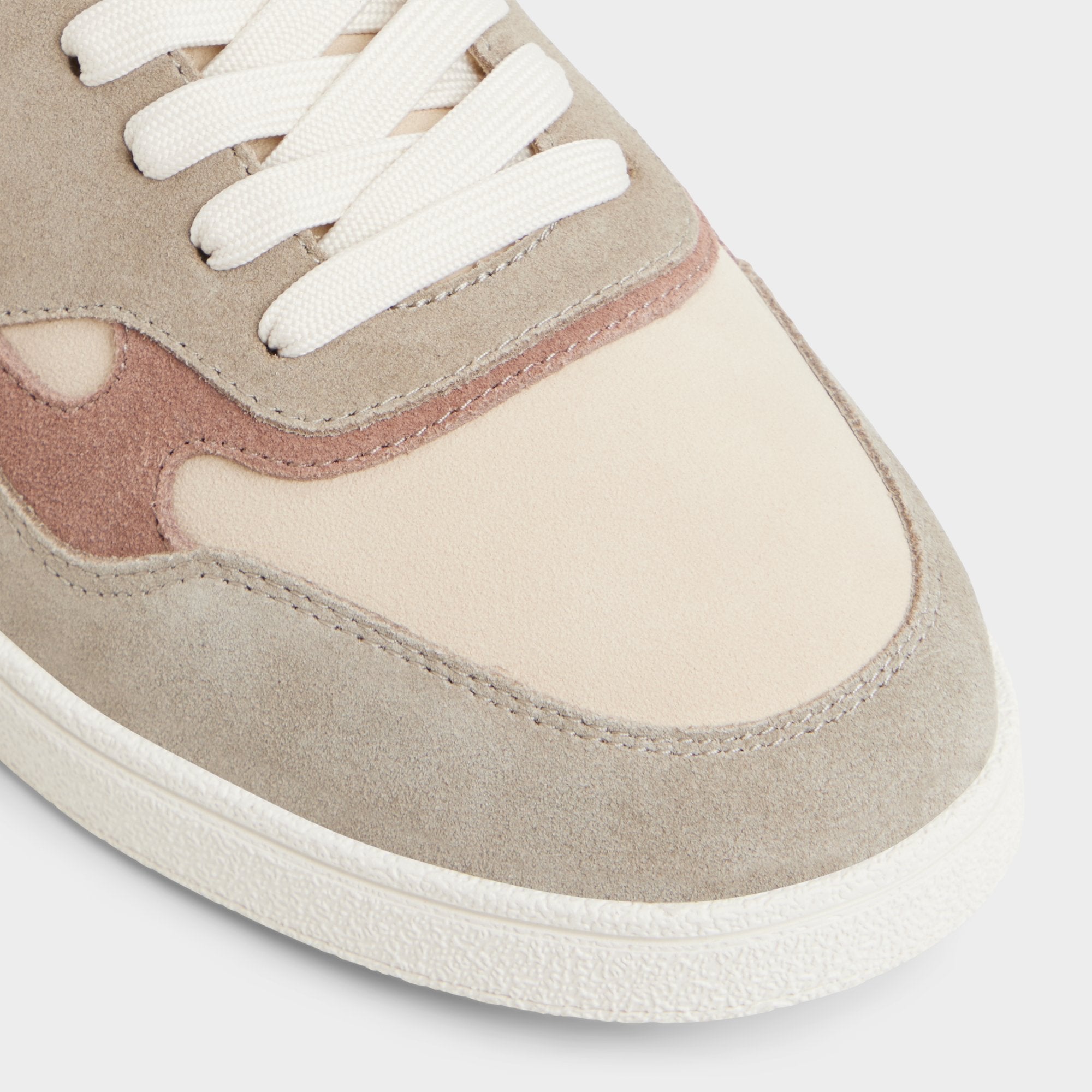 Curtis - Image 5