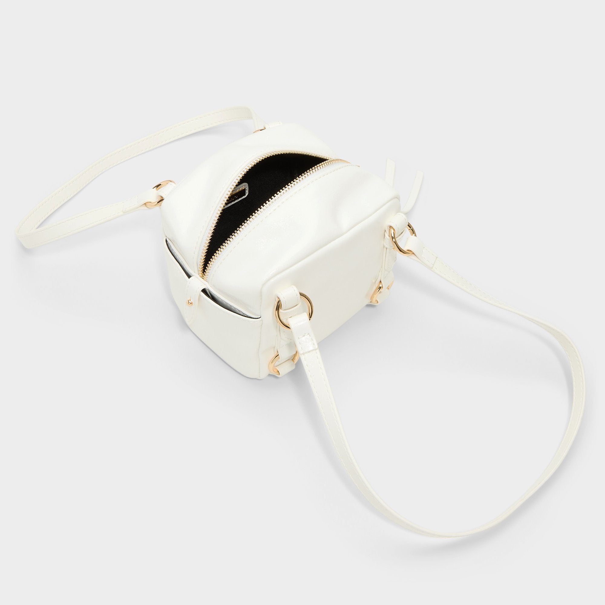 Ellina - Image 3